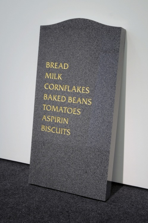 monsieurbibas:Gravestone - David Shrigley (2008)