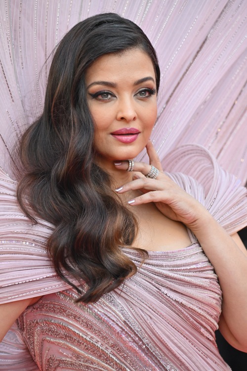 Aishwarya Rai at the premiere of Armageddon Time at Cannes Film Festival 19th May 2022