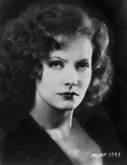 gatabella:Greta Garbo by Ruth Harriet Louise