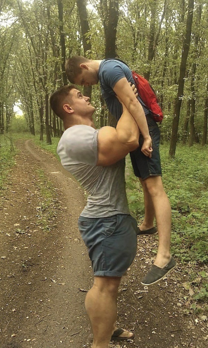 londonboy45:  “If you want to feel the ground again, kiss me.  I can do this all