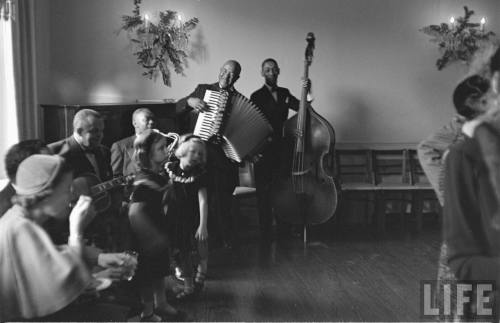 Wedding dance band(Mark Kauffman. 1951)