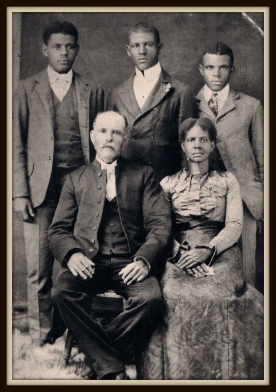 hoopskirtsociety:Historical Interracial Couples