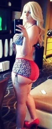 pawg-whooty:  Selfie Sunday  The best PAWGs at http://pawg-whooty.tumblr.com/