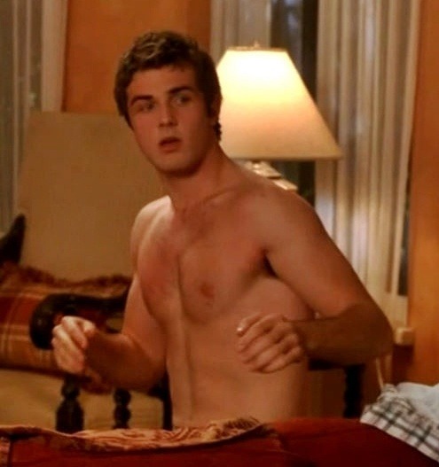 celebritymeat:  Beau Mirchoff.