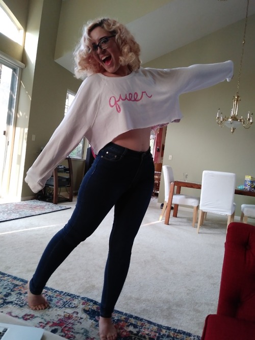 What UP bitches???????? Gonna look like bisexual 80&rsquo;s Barbie at pride