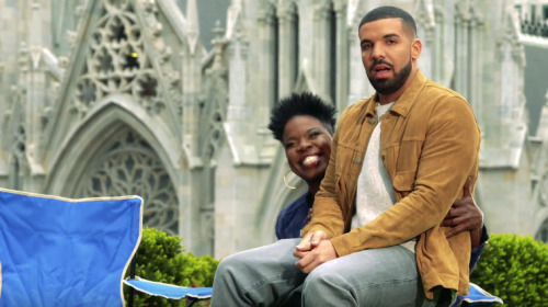 Drake &amp; Leslie Jones Get Hilarious For &lsquo;SNL&rsquo; Promo goo.gl/kDU7fz