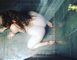 Gingernaturale: If You Wanna Spy On Me While I Take A Shower… Findrow | Onlyfans