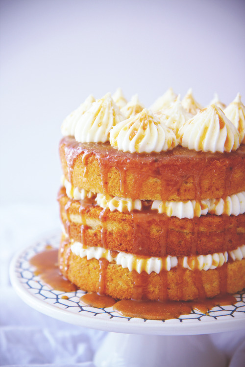 Cream Cheese And Salted Caramel Cake