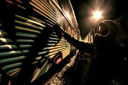 pinturaymasbasura:  http://www.flickr.com/photos/tiaguitofonseca/6084852719