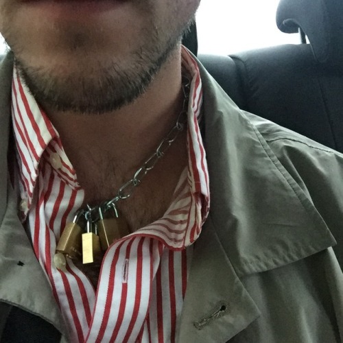 trashboyyyyyyyyyyyyyyyyyy:made myself another trash boy chain bc clay wanted me to make him one so i was like y not make another 4 myself 🤷‍♂️🤷‍♂️🤷‍♂️