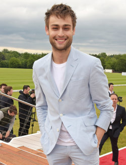 boyzoo:  Douglas Booth at Audi Polo Challenge