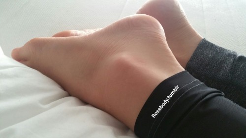 rosebody:  This is why you always should flirt with yoga pants girls, our workout feet are cute, smelly and divine 😇😇😄