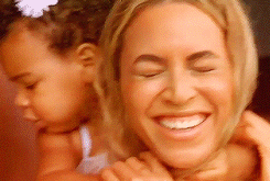 yungl0tus:  nothing is more beautiful than the love and bond of a child and their