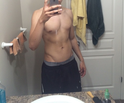 thedk159: I used to have abs when I started working out. Later I began to use gainer shakes to build