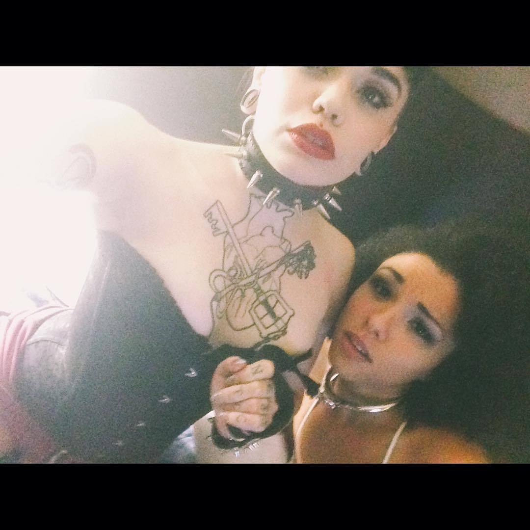fuckmestupid:  We’re coming for you FetishCon 😏 @imamomdel #model #models #nyc