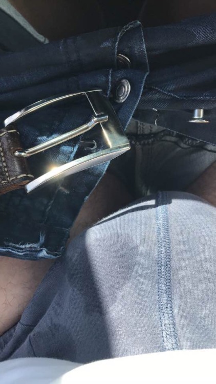 peerestriction:Desperate to wee in traffic - when you start to wet your fucking underpants things ar