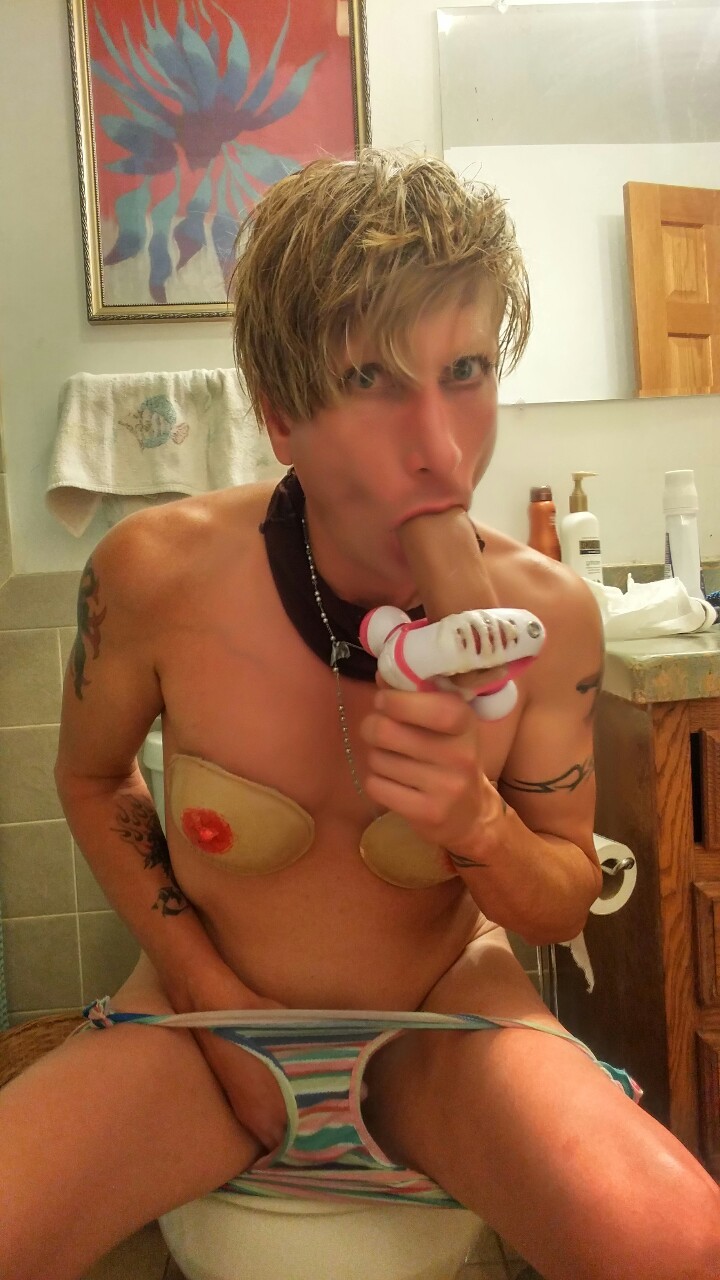 tobyamber200869:  Yumm you have no idea how much i love the taste of boyss assholes…