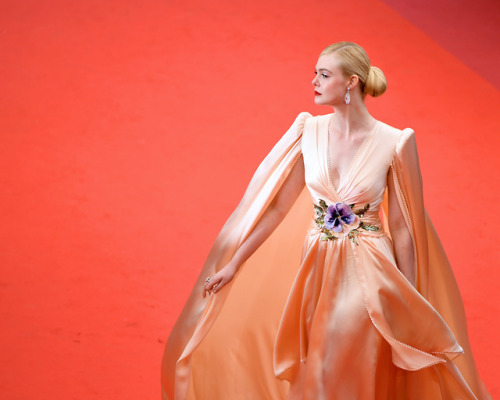 wandering-songstress:Elle Fanning in Gucci at the 72nd annual Cannes Film Festival