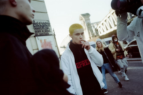 the-trotteur:  Street Style. Paris. Photography by Yu Fujiwara. 