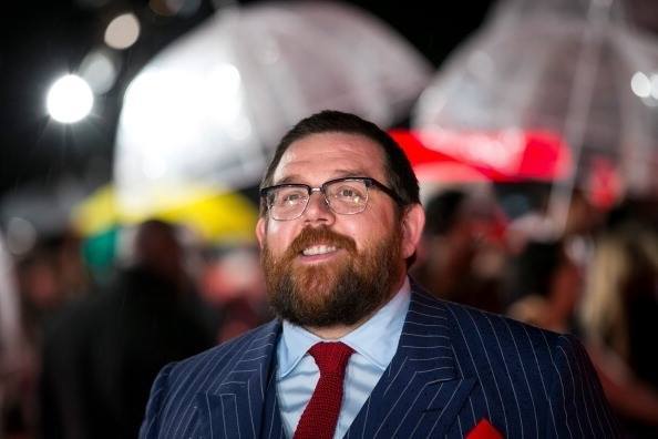 pumpumschlanger:  Nick Frost looking his dapper best 