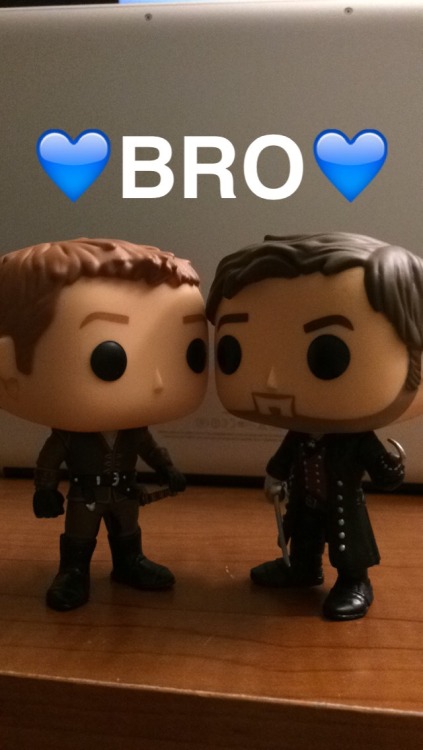 spartanguard: CHARMING GOT HIS BRO BACK I had to. @kat2609 @nfbagelperson @on-the-nightshift etc 