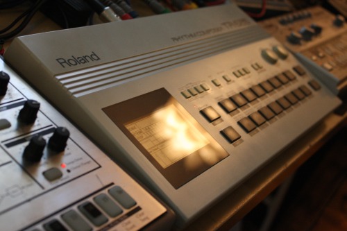 jordanssynths:  Roland TR-626, Drum Machine.(An original photo taken by Jordan Passmore @jordanssynths.tumblr).