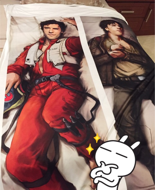 brilcrist:Poe body pillow print test just came from factory~ i tried 3 different fabrics~ All look