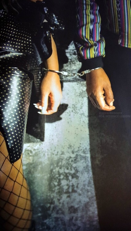 queenbeyduh:  OTR II Tour Book