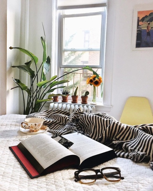 like-fairy-tales:By: E.J Mellow | ejmellow