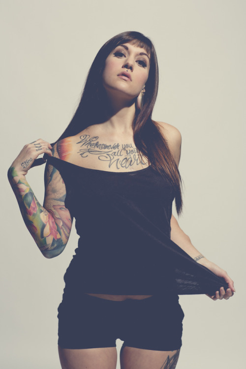 tattooedwomenarebeautiful:  Modèle: Morgan Q