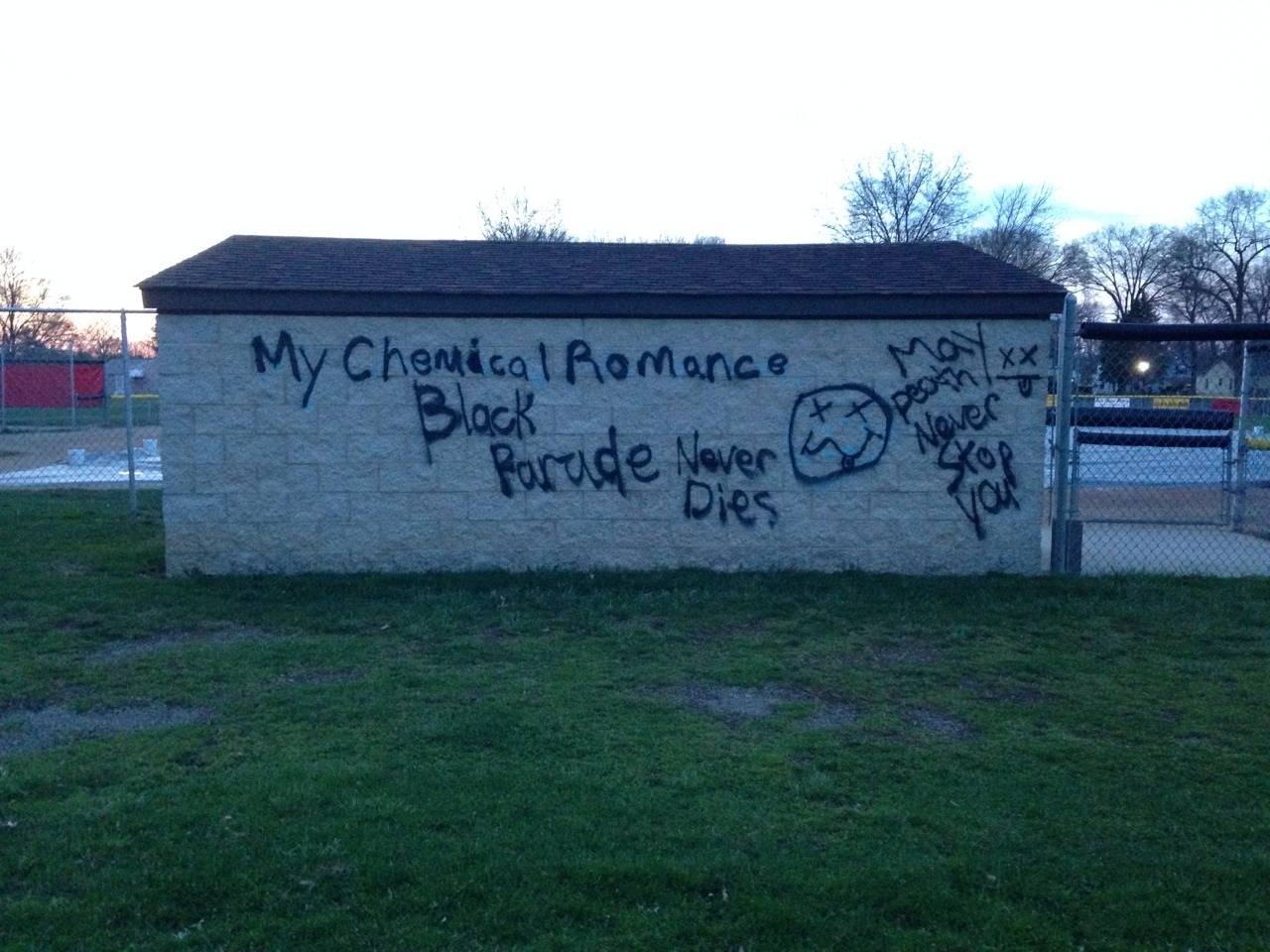 stay-rad-not-sad:  I was on a walk today and found this in a park. I didn’t know
