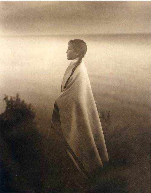 flashofgod:  Roland Reed, Ojibwe Girl, Minnesota, 1907.