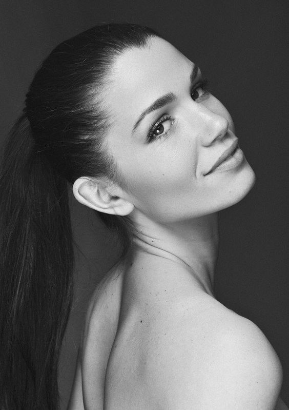 anightfullofnosleep:  Sabrina Laporte