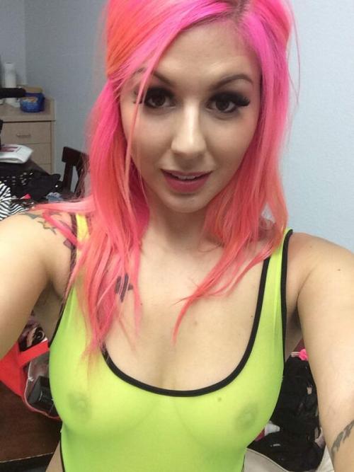 XXX Annalee Belle. ♥ photo