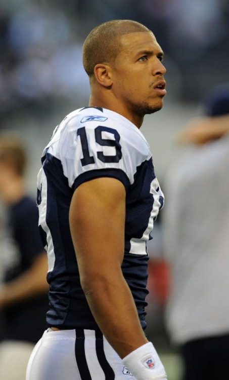 dudesandtoons:  Miles Austin Follow!! ==> Dudes and Toons 