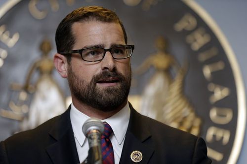 daddy-dave-smith:  marina-and-the-bitches:  HE  IS  THE  HOTTEST  DEMOCRAT  IN  THE