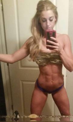 Muscle Girls Fan