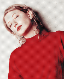 cailineireannach-deactivated201: Cate Blanchett (1994)