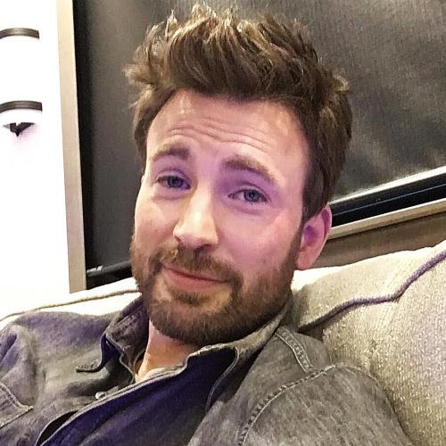 sudsevans:CHRIS EVANS + 2022 Fluff season.