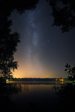 heaven-ly-mind:  calm september night