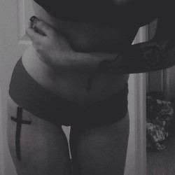 303kimboslice:  Thighs and crosses.