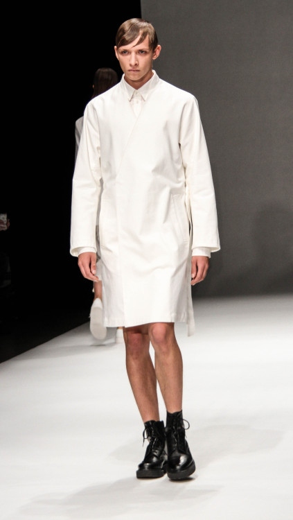 Mercedes-Benz Fashion Week TOKYO 2015S/S DRESSEDUNDRESSED