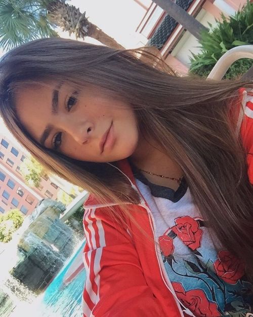 http://streetgrl.tumblr.com/post/156000932057