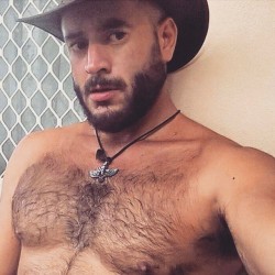 https://64.media.tumblr.com/2d6dd13a7b72dfd649af73035c73d832/tumblr_p7hmjwEzxc1qce4azo1_500.jpg