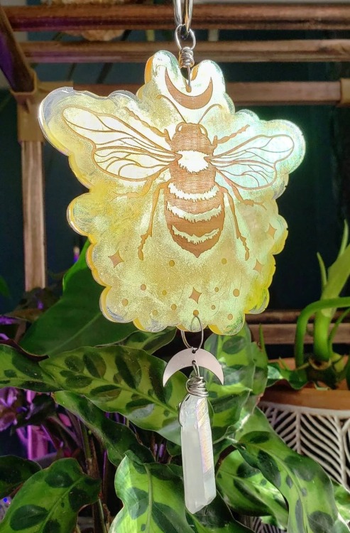 Bee Suncatchers, Jewelry and Hair PinsWanderlust Heart Shop on Etsy 