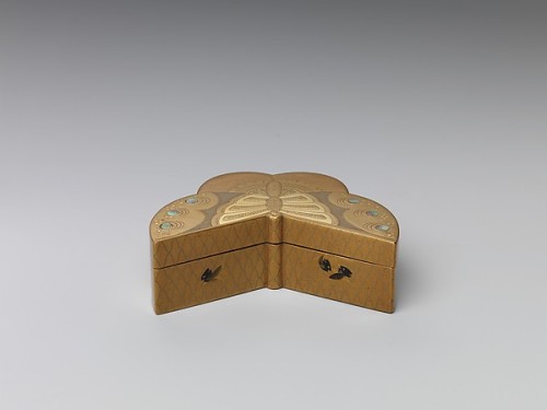 Incense box with Chinese children playing with snowballsPeriod: Edo period (1615–1868)Date: 18th cen