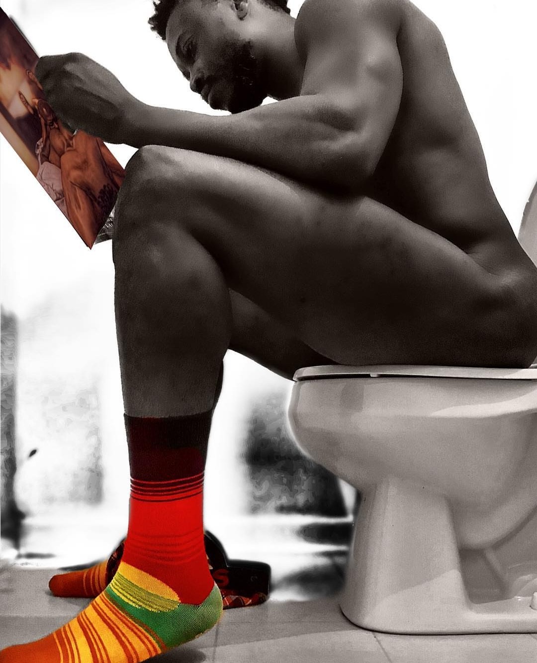socksandskin:   https://socksandskin.tumblr.com/ 