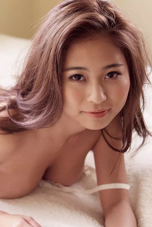 asiadreaming:    rina toeda | 十枝梨菜  