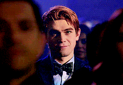cherylbombshells:“If you freeze out there, Red Troubadour, just focus on someone that makes you feel