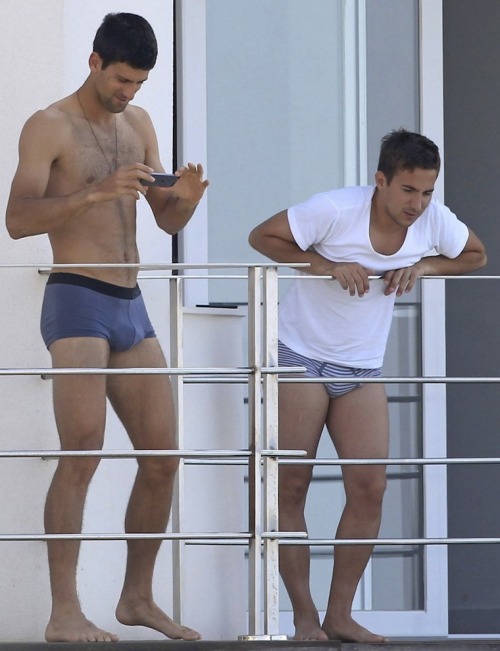 nakedmalecelebs1:  Novak Djokovic eret dick  